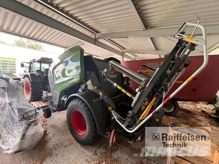 Fendt Rotana 130F Combi Ronde-balenpersen
