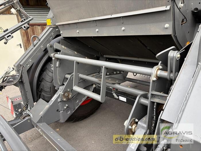 Fendt ROTANA 160 V COMBI ラウンドベーラー