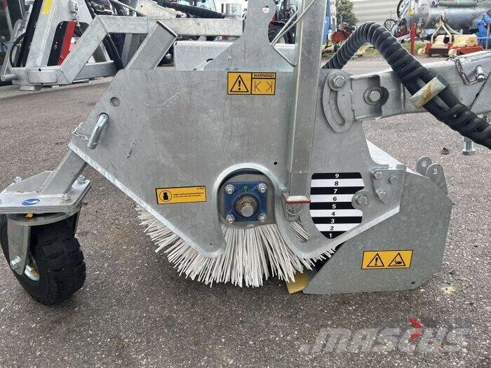 Fliegl AgroCenter Kehrm. 600 Fejemaskiner