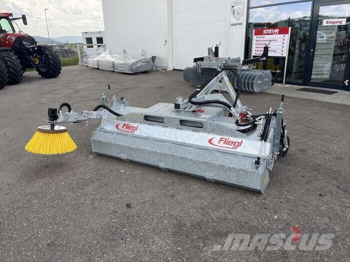 Fliegl AgroCenter Kehrm. 600 Fejemaskiner