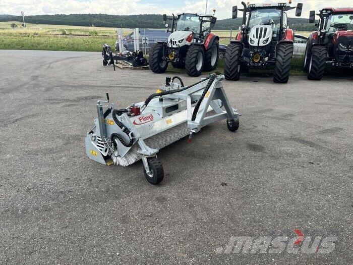 Fliegl AgroCenter Kehrm. 600 Fejemaskiner