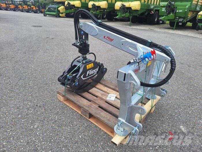 Fliegl Rückezange 130 Fendeuse, Scie