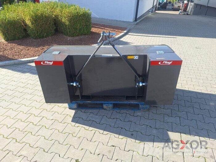 Fliegl Transportkiste 1650 Fendeuse, Scie