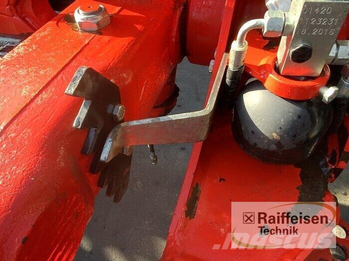 Gregoire Besson RWB8 5/170/90 Reversible ploughs