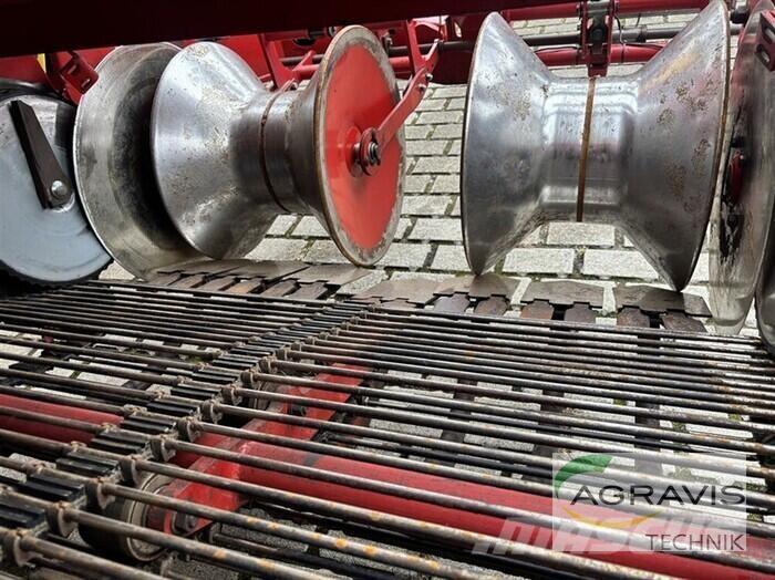 Grimme SE 150-60 NB Картофелеуборочные комбайны