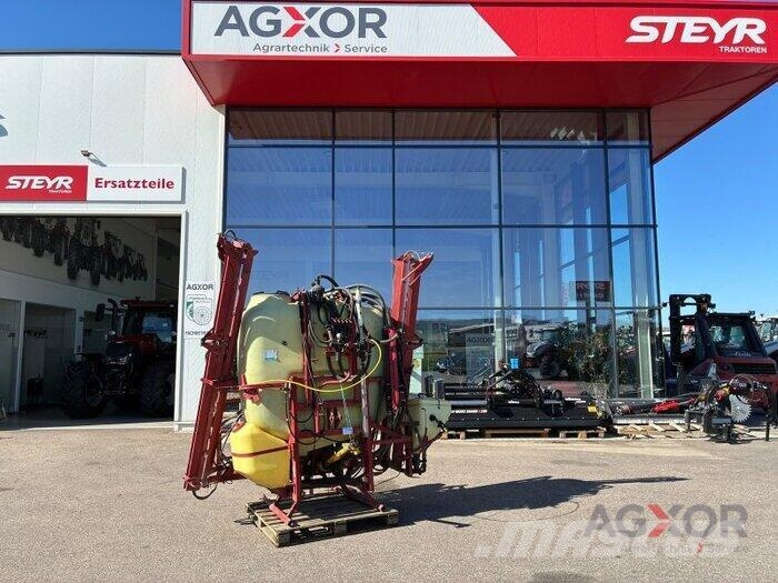 Hardi 800 Liter 12m hydraulisch Anhängespritzen