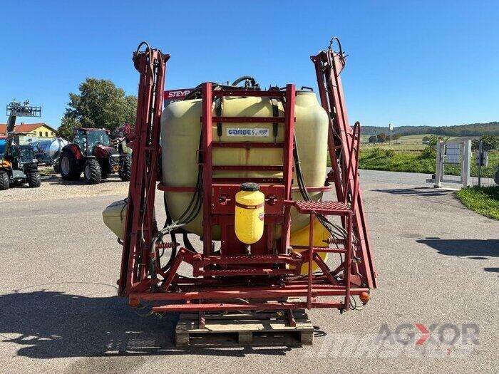 Hardi 800 Liter 12m hydraulisch Anhängespritzen