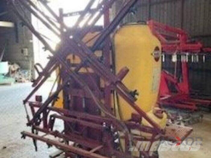 Hardi Master 800 1302 NK-S 12m mech. klappbar الرشاشات