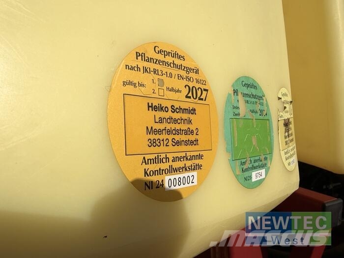 Hardi NAVIGATOR 4000 L Vlečne škropilnice