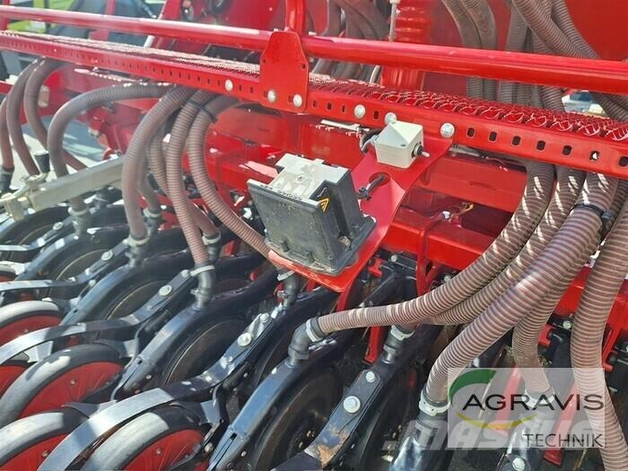 Horsch EXPRESS 3 KR مثاقيب مدمجة