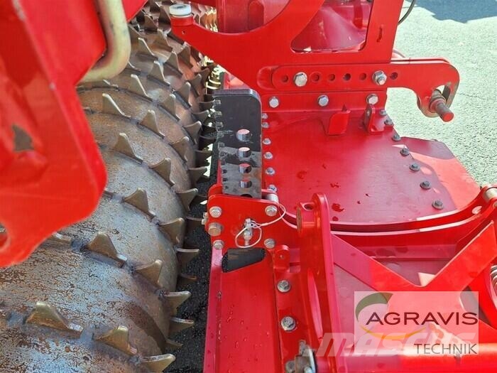 Horsch EXPRESS 3 KR مثاقيب مدمجة