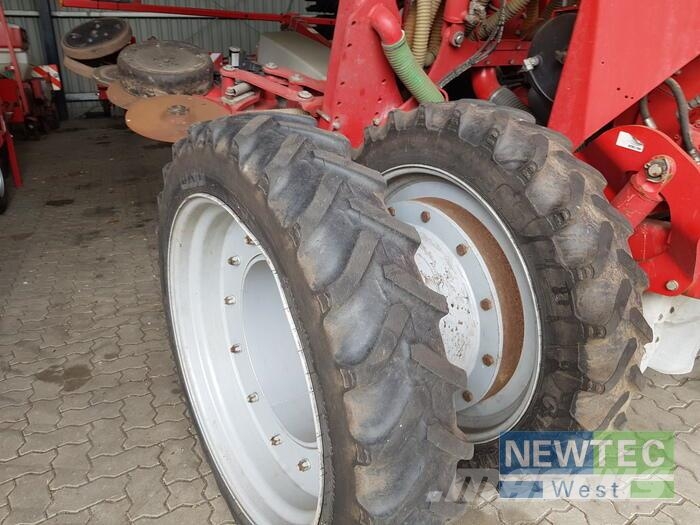 Horsch MAESTRO 8.75 CC 드릴