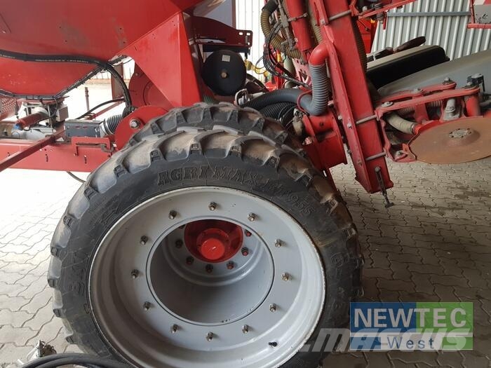 Horsch MAESTRO 8.75 CC 드릴