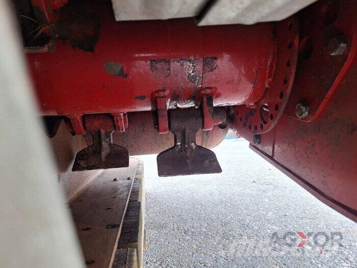 INO Dominator 280 Gadanheiras e cortadores de folhas para pastos