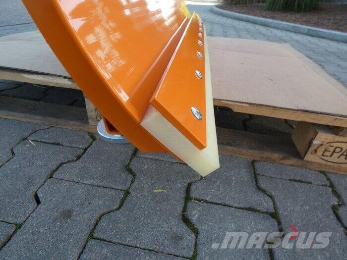 Iseki Schneeschild 1,3m Otros equipos para carreteras y quitanieves