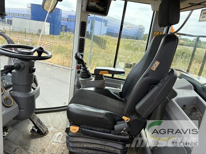 JCB 427 AGRI STUFE V Radlader