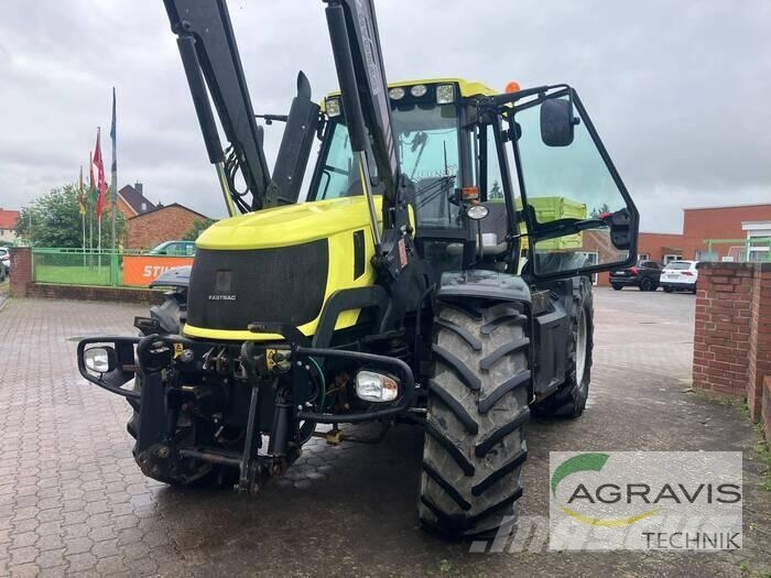 JCB FASTRAC 2155 Traktorer