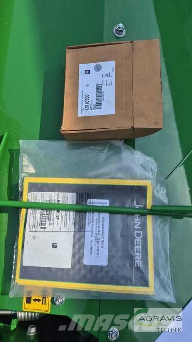 John Deere 328 A Χορτοκοπτικά