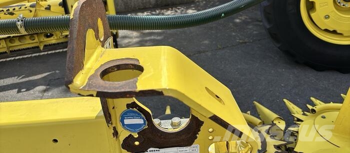 John Deere 345 Derliaus nuėmimo kombainų priedai