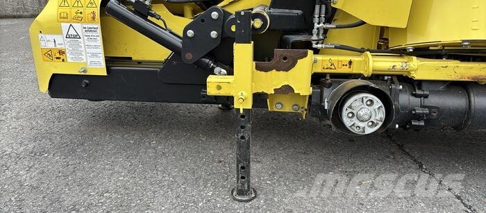 John Deere 345 Derliaus nuėmimo kombainų priedai