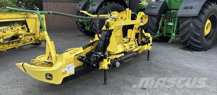 John Deere 345 Derliaus nuėmimo kombainų priedai