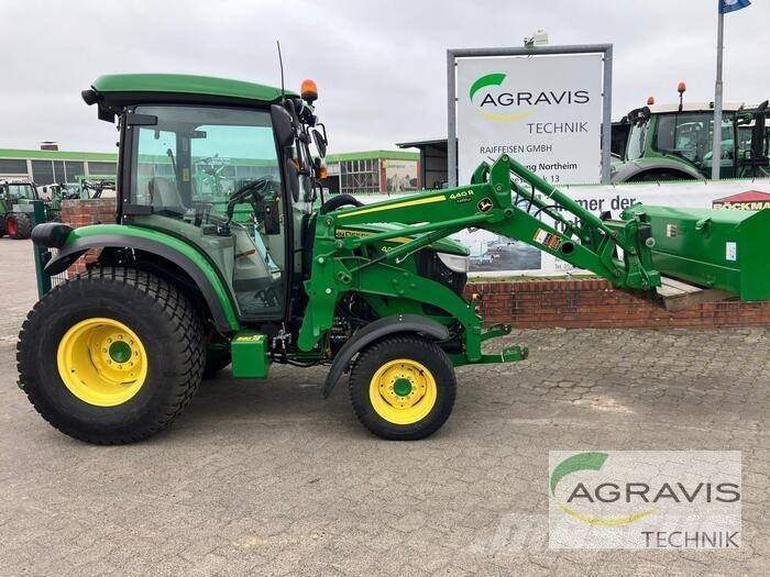 John Deere 4250R Traktorok