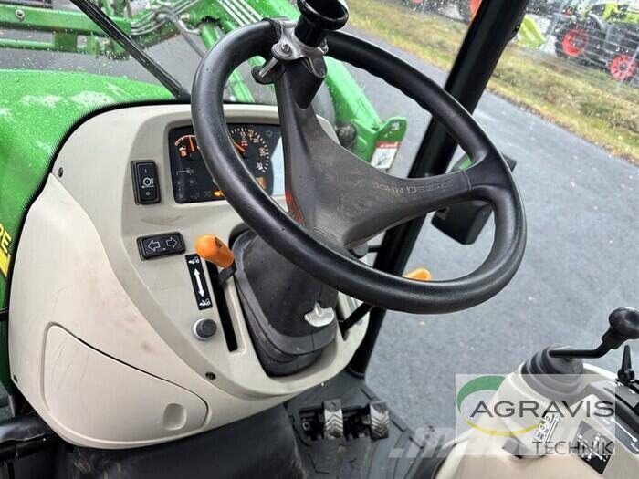 John Deere 4720 Manjši traktorji