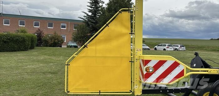 John Deere 475 Derliaus nuėmimo kombainų priedai
