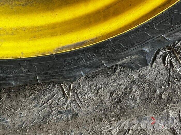 John Deere 5075M الجرارات