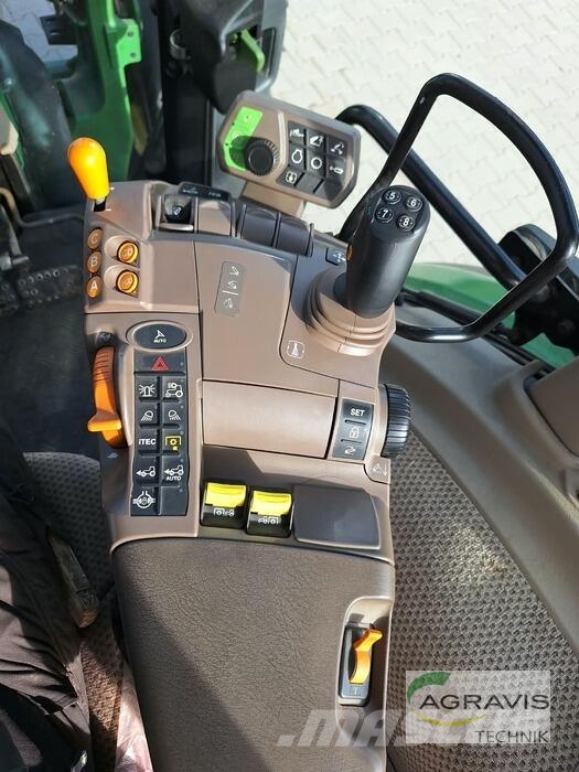 John Deere 5100 R Traktorer