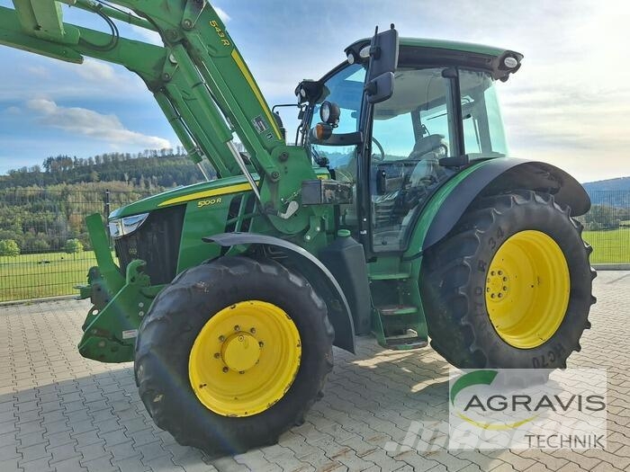 John Deere 5100 R Traktorer