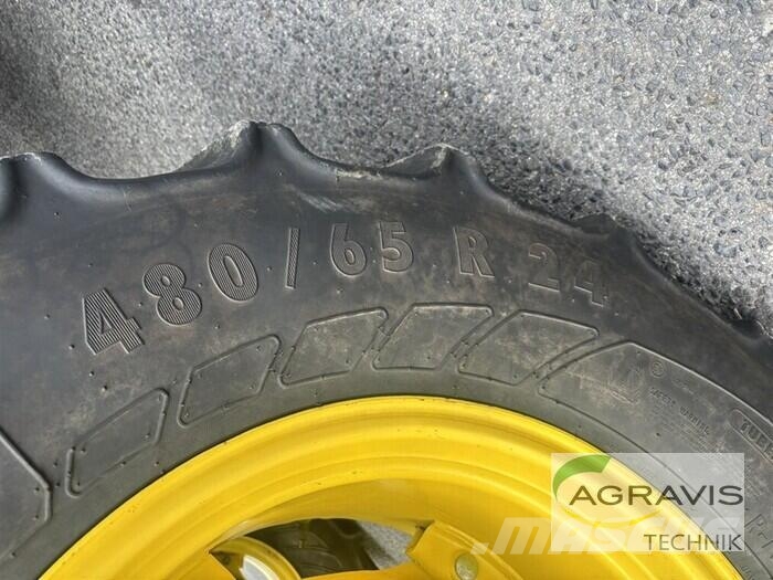 John Deere 5125 R Traktori