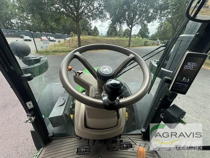 John Deere 5125 R Traktori