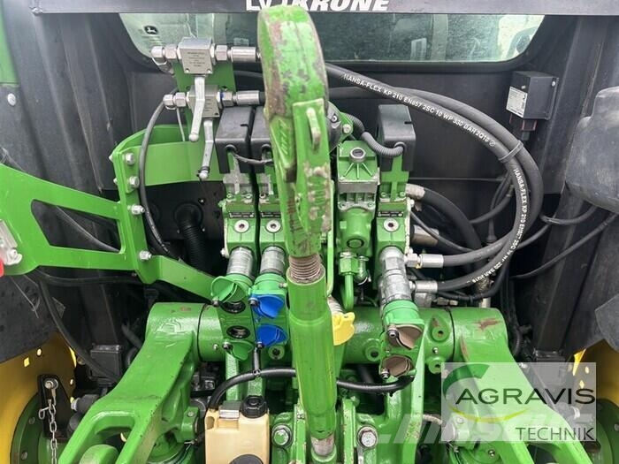 John Deere 5125 R Traktori