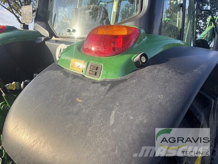 John Deere 6120 M Traktori