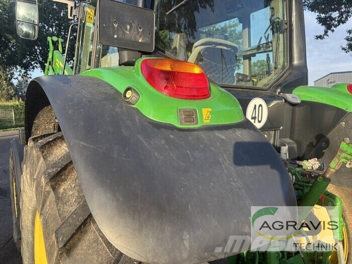 John Deere 6120 M Traktori