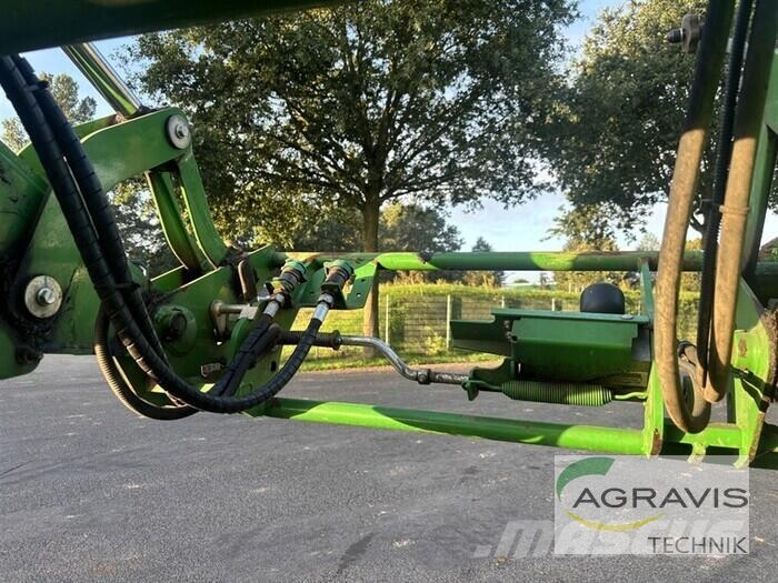 John Deere 6120 M Traktori