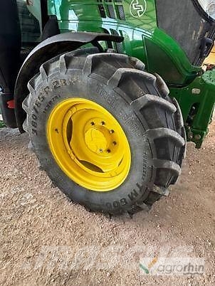 John Deere 6140M Tractoren