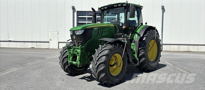 John Deere 6195 R Traktori