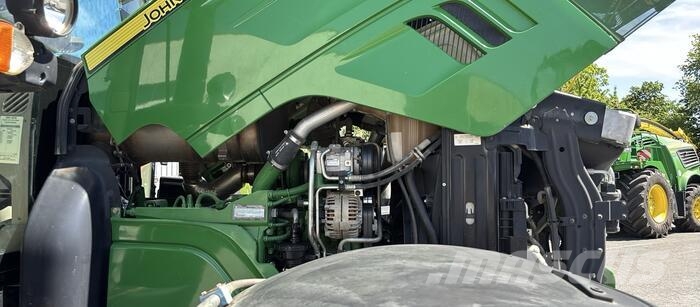 John Deere 6195 R Traktori
