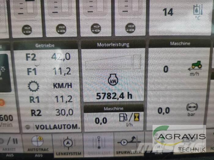 John Deere 6215 R Traktorer