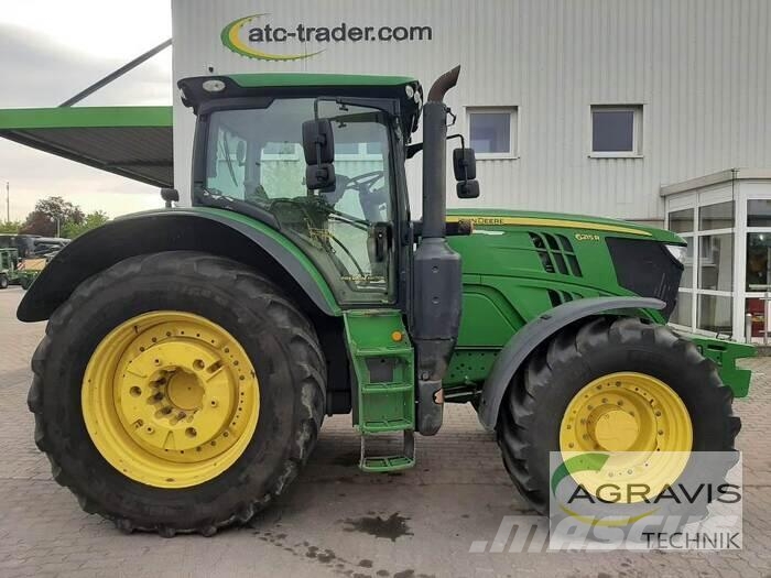 John Deere 6215 R Traktorid