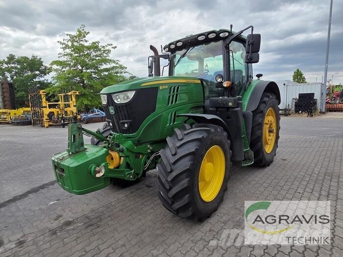 John Deere 6215 R Tractoren