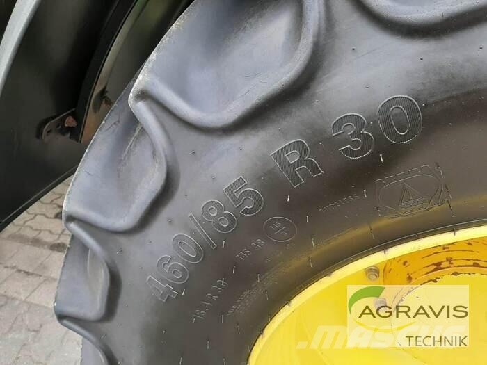 John Deere 6215 R Tractoren