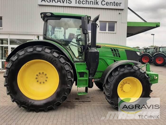 John Deere 6215 R Tractoren