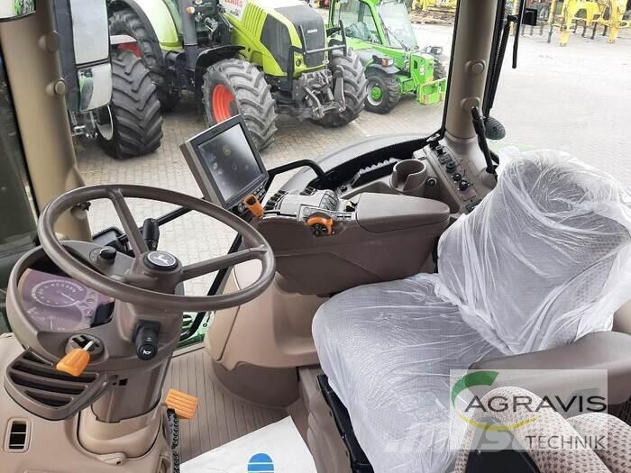 John Deere 6215 R Tractoren