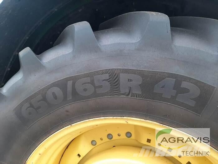 John Deere 6215 R Tratores