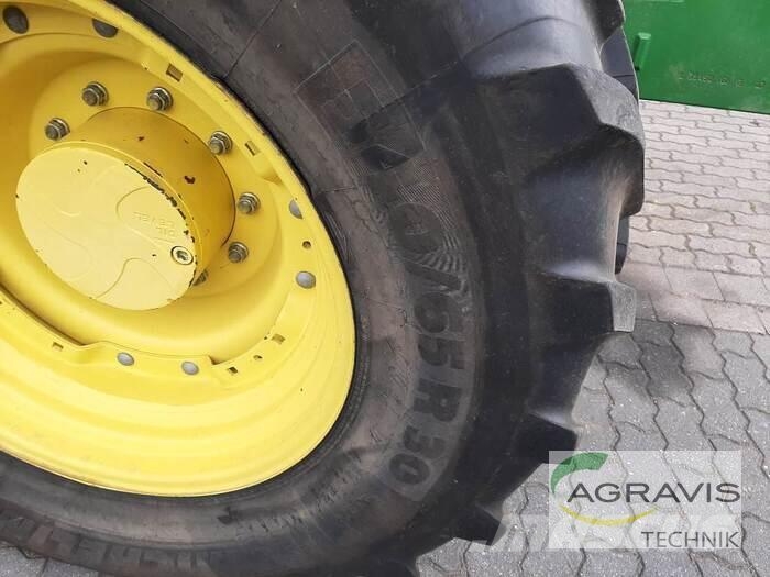 John Deere 6215 R Tratores