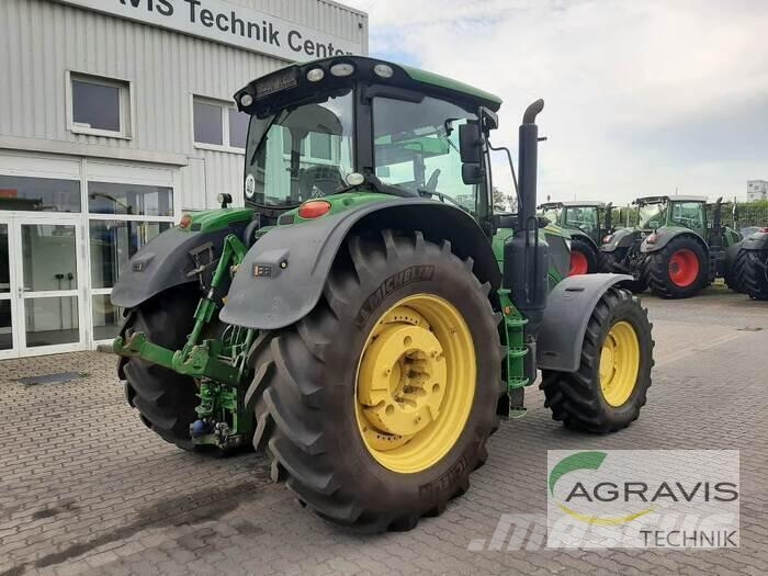 John Deere 6215 R Tratores