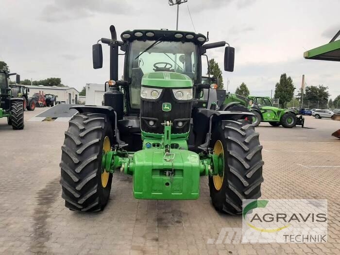 John Deere 6215 R Traktörler